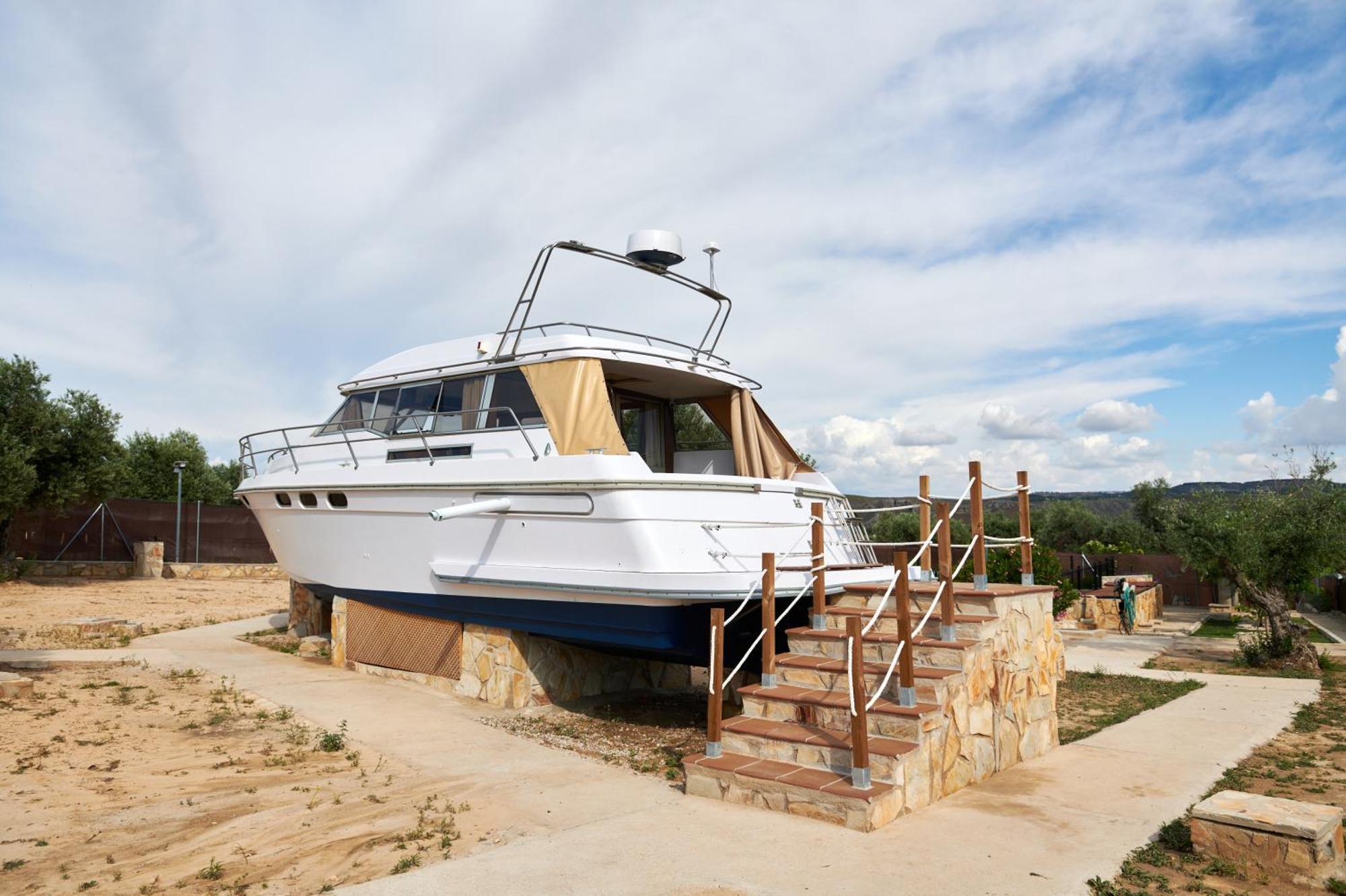 Cuchi-Barco Villa Morata de Tajuna Bagian luar foto